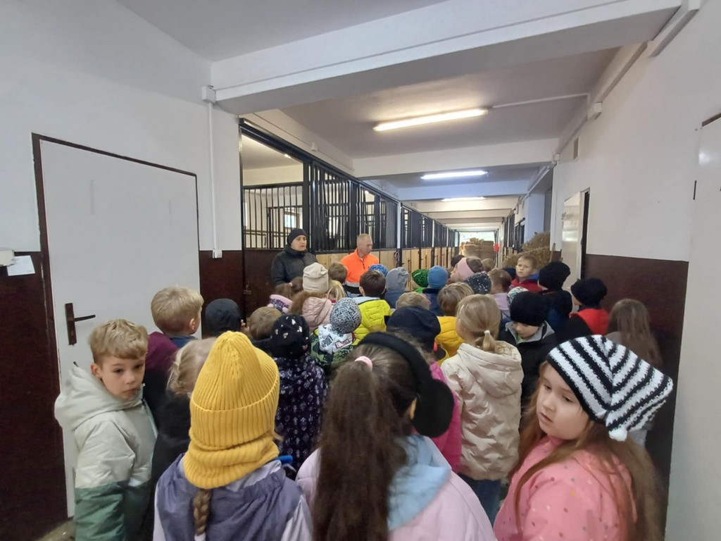 Wycieczka edukacyjna do Rancza Przyjaciół Dzieci w Stróżach