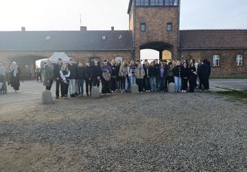 „Auschwitz nie spadło z nieba”